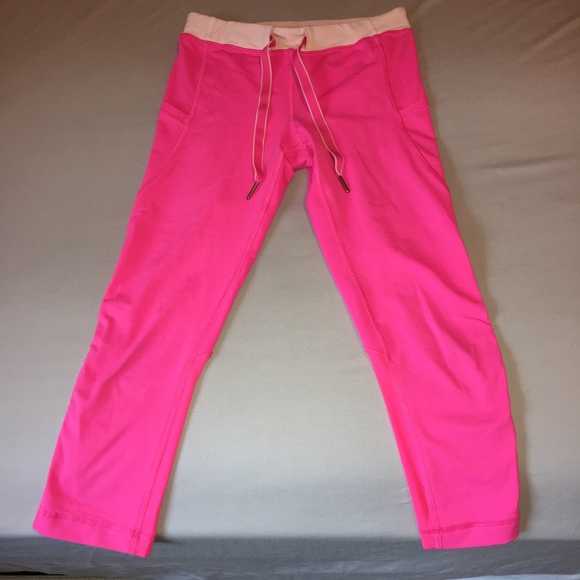 Lululemon Beach Runner Crop
Pinkelicious - Picture 6 of 8